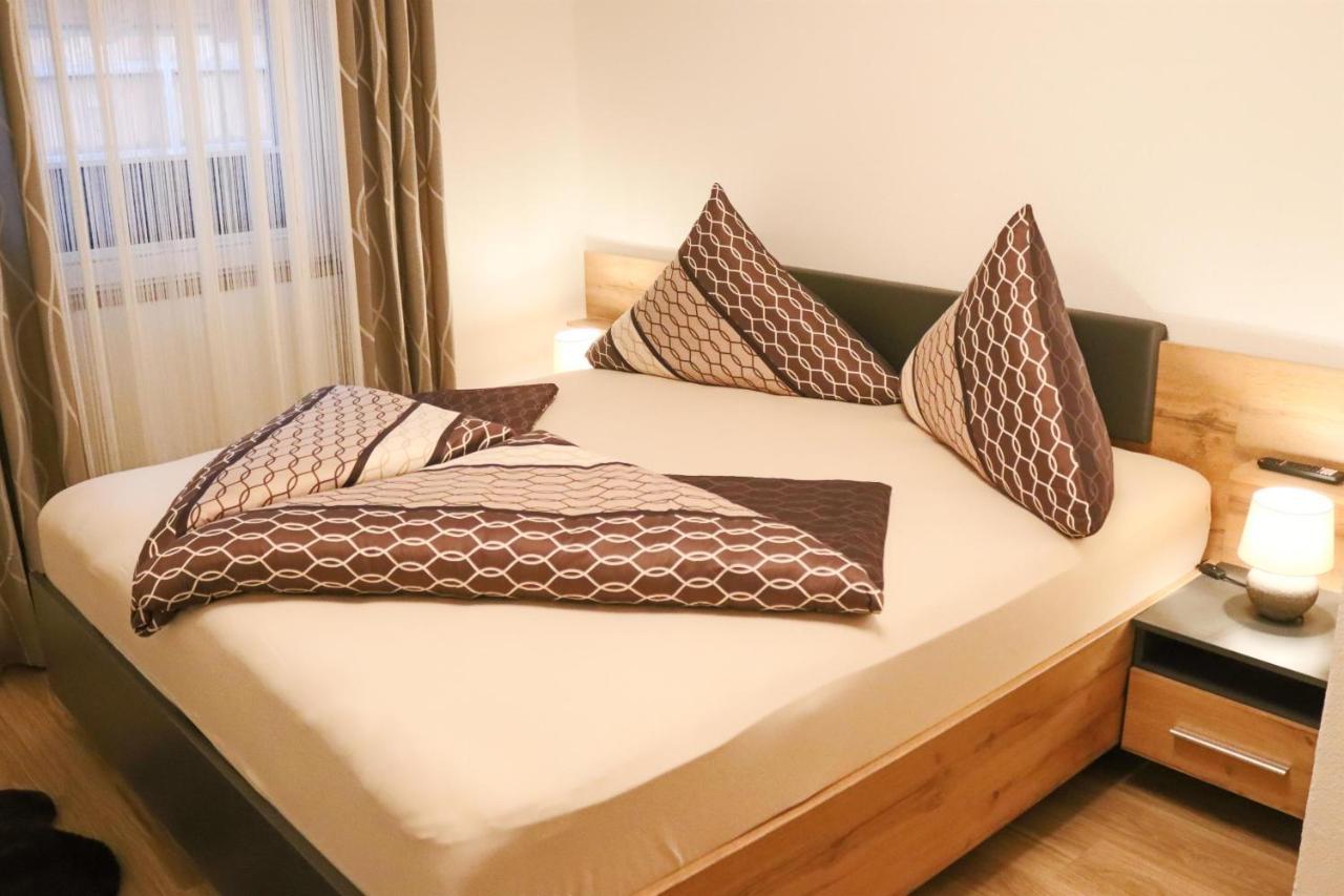 קולסאס Ferienwohnung Am Waldweg מראה חיצוני תמונה