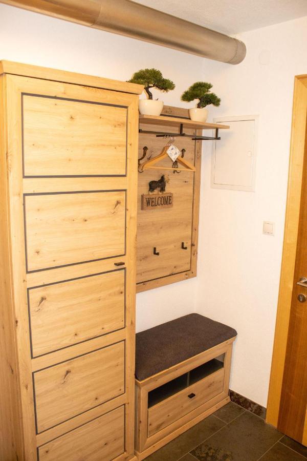 קולסאס Ferienwohnung Am Waldweg מראה חיצוני תמונה