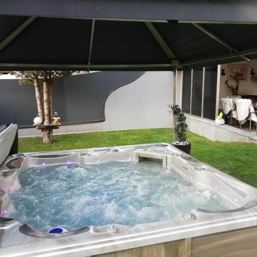 קולסאס Ferienwohnung Am Waldweg מראה חיצוני תמונה